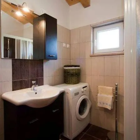 House Tri Marije *